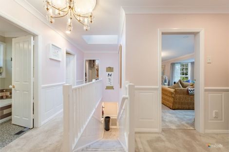 Photo of property in 68d Chatsworth Road, Silverstream, Upper Hutt, 5019