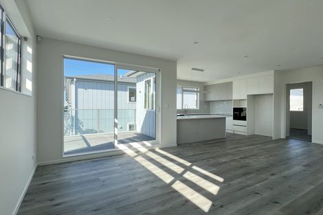 Photo of property in 319b East Coast Road, Mairangi Bay, Auckland, 0630