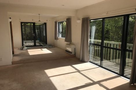 Photo of property in 17 Shastri Terrace, Khandallah, Wellington, 6035
