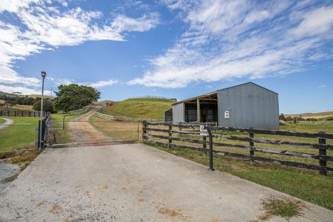 Photo of property in 3354 Kaipara Coast Highway, Glorit, Warkworth, 0984