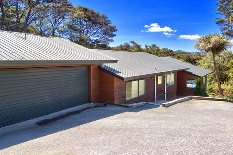 Photo of property in 187a Godley Road, Titirangi, Auckland, 0604