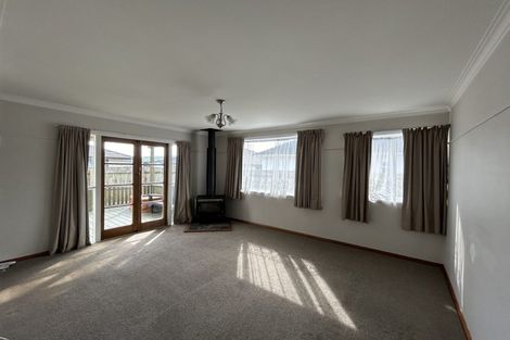 Photo of property in 17 Winchester Street, Levin, 5510