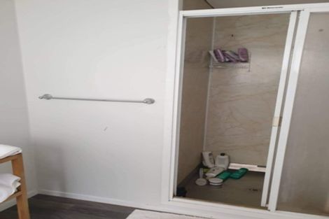 Photo of property in 240 Bridge Street, Eltham, 4322