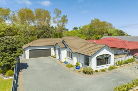 Photo of property in 94 Weggery Drive, Waikanae Beach, Waikanae, 5036