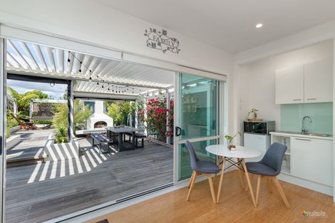 Photo of property in 6b Nelson Street, Petone, Lower Hutt, 5012