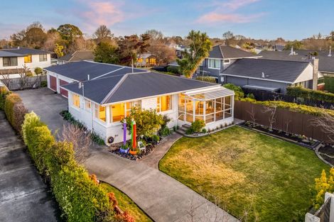 Photo of property in 43 Whitby Street, Burnside, Christchurch, 8053