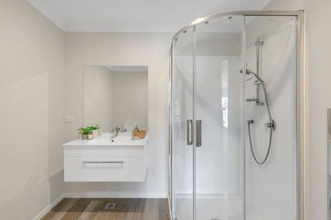 Photo of property in 17 Karearea Avenue, Kenepuru, Porirua, 5022
