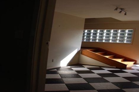 Photo of property in 164c Vivian Street, New Plymouth, 4310