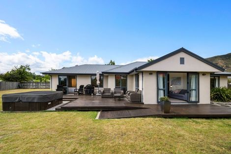 Photo of property in 12 Willowridge, Wanaka, 9305