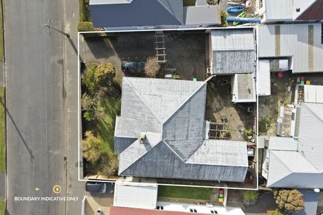 Photo of property in 55 Royal Crescent, Saint Kilda, Dunedin, 9012