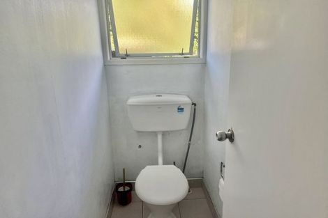 Photo of property in 1 Stoll Place, Clendon Park, Auckland, 2103