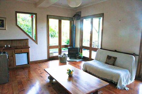 Photo of property in 122 Lone Kauri Road, Karekare, New Lynn, 0772