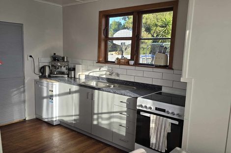 Photo of property in 54 Cook Street, Foxton, 4814