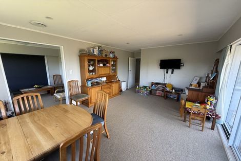Photo of property in 43 Mossburn Grove, Kelson, Lower Hutt, 5010