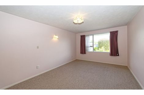 Photo of property in 2/16 Leslie Street, Upper Riccarton, Christchurch, 8041