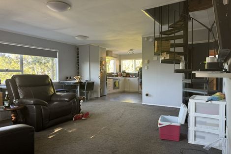 Photo of property in 1/8 Wickstead Place, Massey, Auckland, 0614