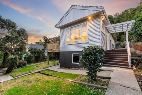 Photo of property in 25 Gordon Road, Plimmerton, Porirua, 5026