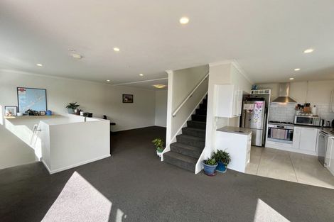 Photo of property in 2/127 Raroa Road, Aro Valley, Wellington, 6012