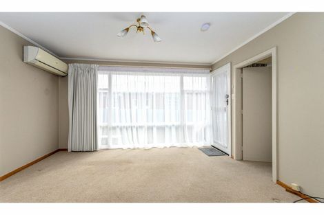 Photo of property in 1-11/94 Avenue Road, West End, Timaru, 7910