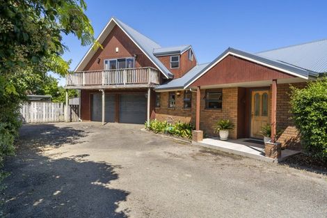 Photo of property in 14 Tararua Crescent, Otaki, 5512