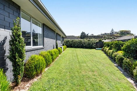 Photo of property in 26 Fernbrook Drive, Hurworth, New Plymouth, 4310