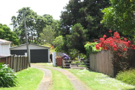 Photo of property in 2a Taylor Road, Mangere Bridge, Auckland, 2022