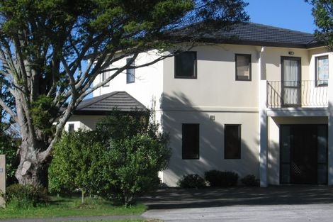 Photo of property in 86b Wiseley Road, West Harbour, Auckland, 0618