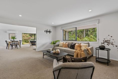 Photo of property in 55 Stewart Glen, Acacia Bay, Taupo, 3385