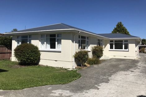 Photo of property in 51 Peer Street, Upper Riccarton, Christchurch, 8041