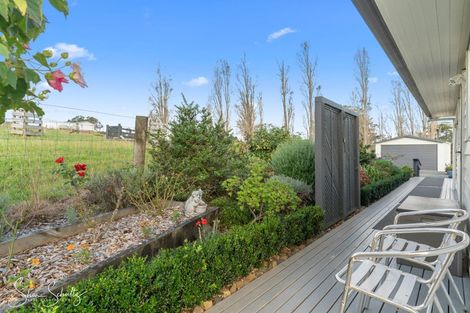 Photo of property in 86 Matakohe Wharf Road, Matakohe, 0593