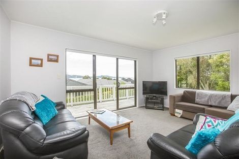 Photo of property in 18 Kahurangi Place, Snells Beach, 0920