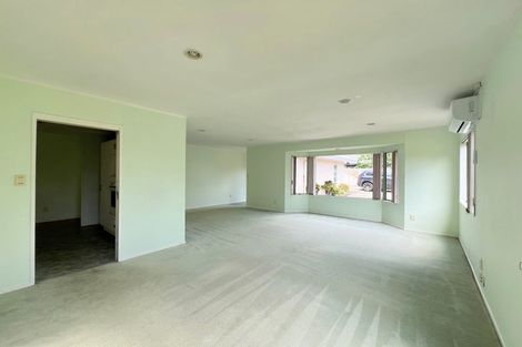 Photo of property in 6 Waylen Place, Burswood, Auckland, 2013