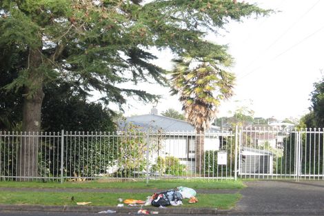 Photo of property in 2 Puriri Road, Manurewa, Auckland, 2102