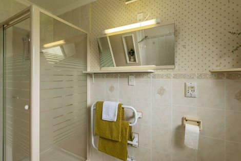 Photo of property in 51 Andrew Street, Waikanae, 5036