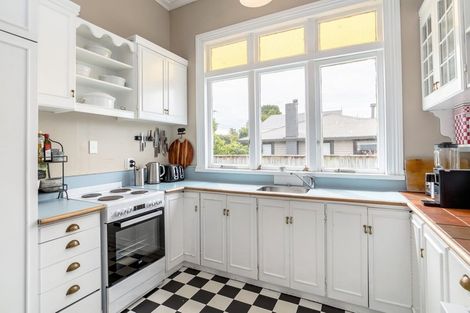 Photo of property in 27 Main Street, Greytown, 5712