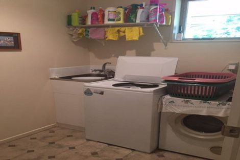 Photo of property in 63 Bevington Street, Avonhead, Christchurch, 8042