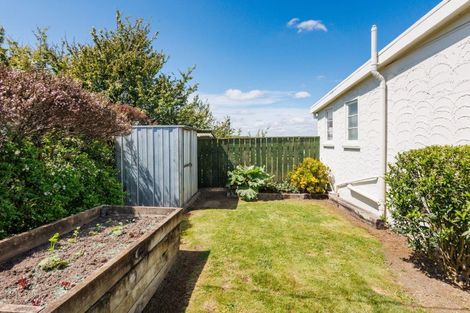 Photo of property in 24 Criterion Street, Bulls, 4818