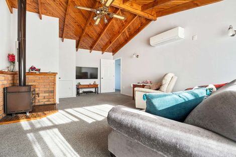 Photo of property in 52 Racecourse Road, Waiuku, 2123