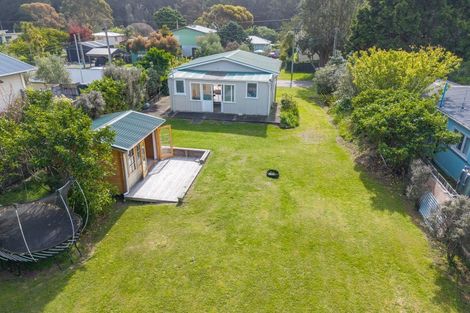 Photo of property in 15 Drake Street, Waikawa Beach, Manakau, 5573