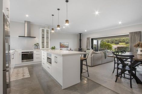 Photo of property in 7 Vantage Place, Omokoroa, 3114