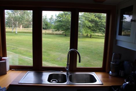 Photo of property in 10 Macrocarpa Lane, Carterton, 5713