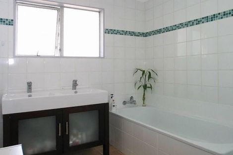 Photo of property in 6 The Sounding, Whitby, Porirua, 5024