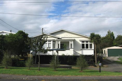 Photo of property in 2/112a View Road, Sunnyvale, Auckland, 0612