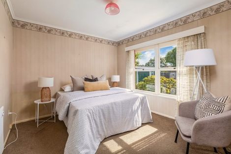 Photo of property in 1/34 Evelyn Place, Hillcrest, Auckland, 0627