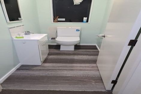 Photo of property in 134 Stokes Valley Road, Stokes Valley, Lower Hutt, 5019