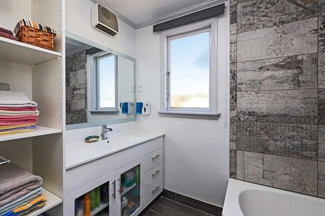 Photo of property in 3 Grange Road South, Haumoana, 4102