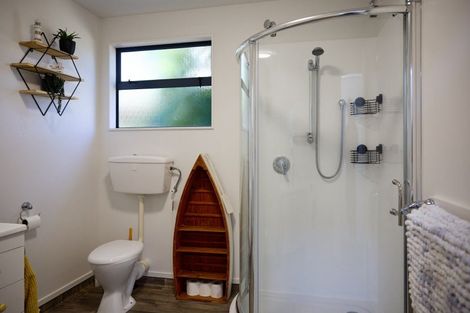 Photo of property in 17 Kotare Place, South Bay, Kaikoura, 7300