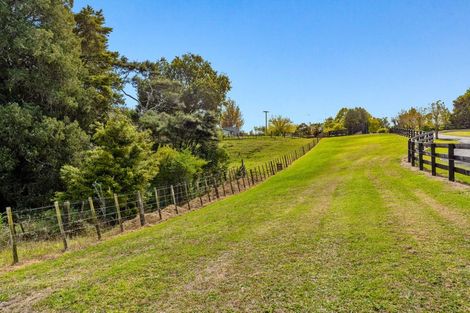 Photo of property in 11 Taylor Road, Waimauku, 0882