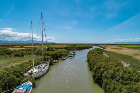 Photo of property in 637 State Highway 25, Waitakaruru, Ngatea, 3576