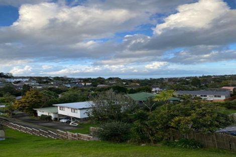 Photo of property in 32 Awaruku Road, Torbay, Auckland, 0630